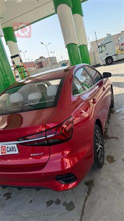 MG 5 Plus